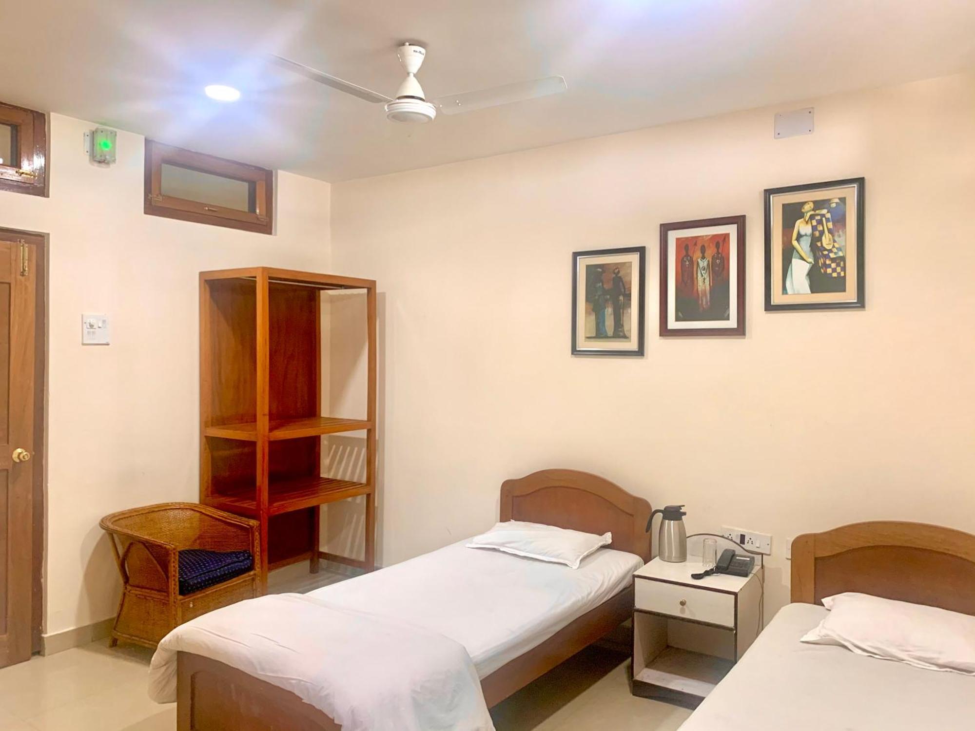 Hotel Devika Dibrugarh Dış mekan fotoğraf