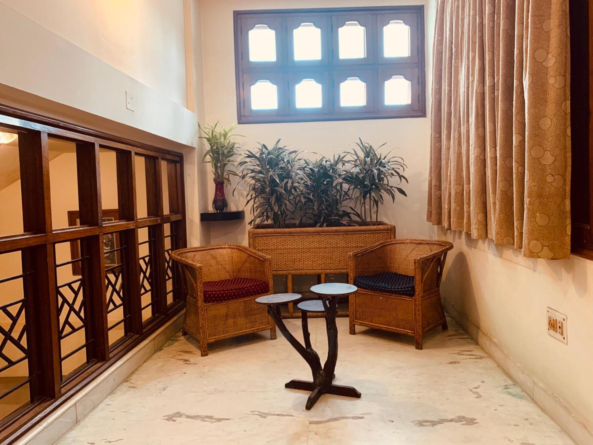 Hotel Devika Dibrugarh Dış mekan fotoğraf